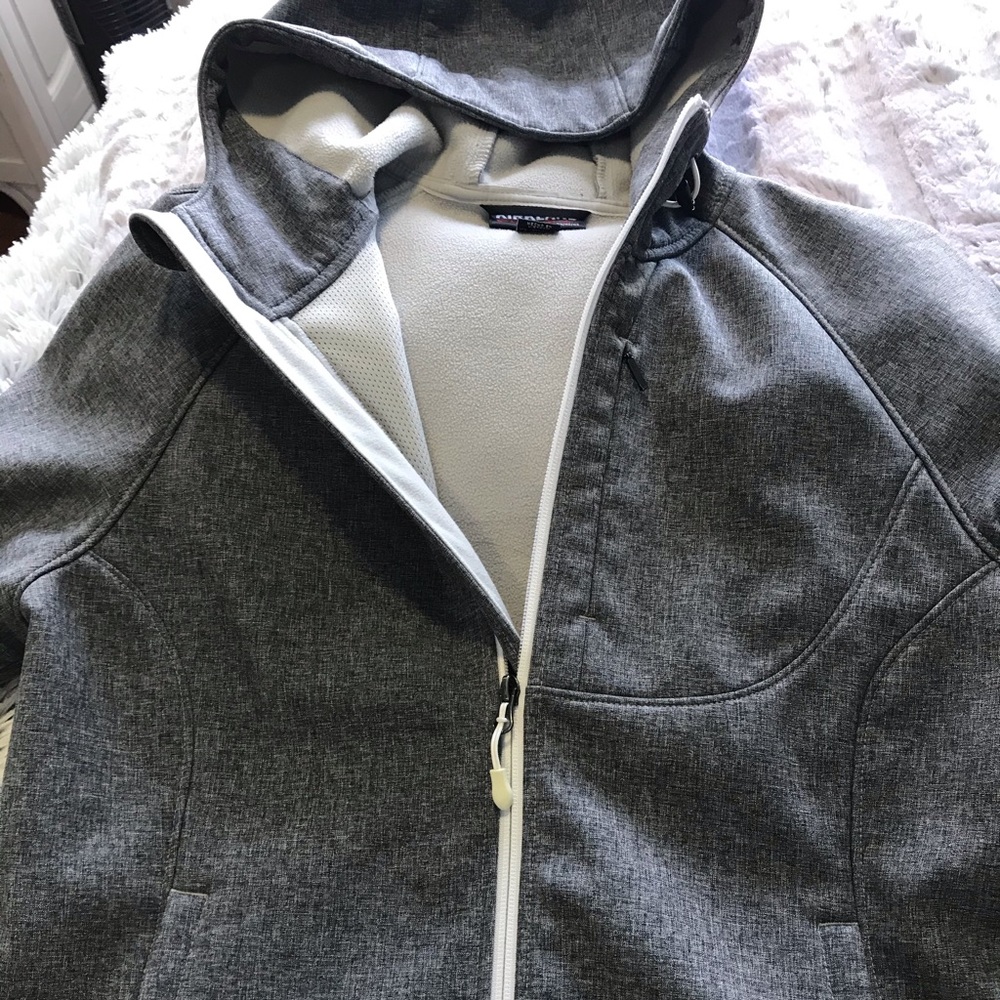 Kirkland Signature Ladies soft shell jacket